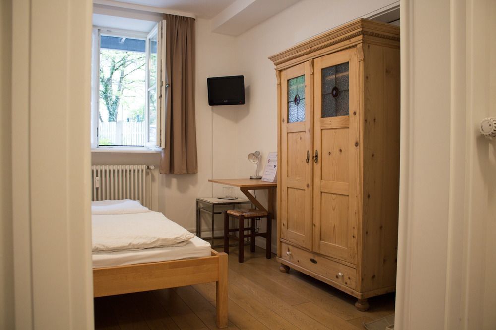 Vier Zimmer München Exteriör bild